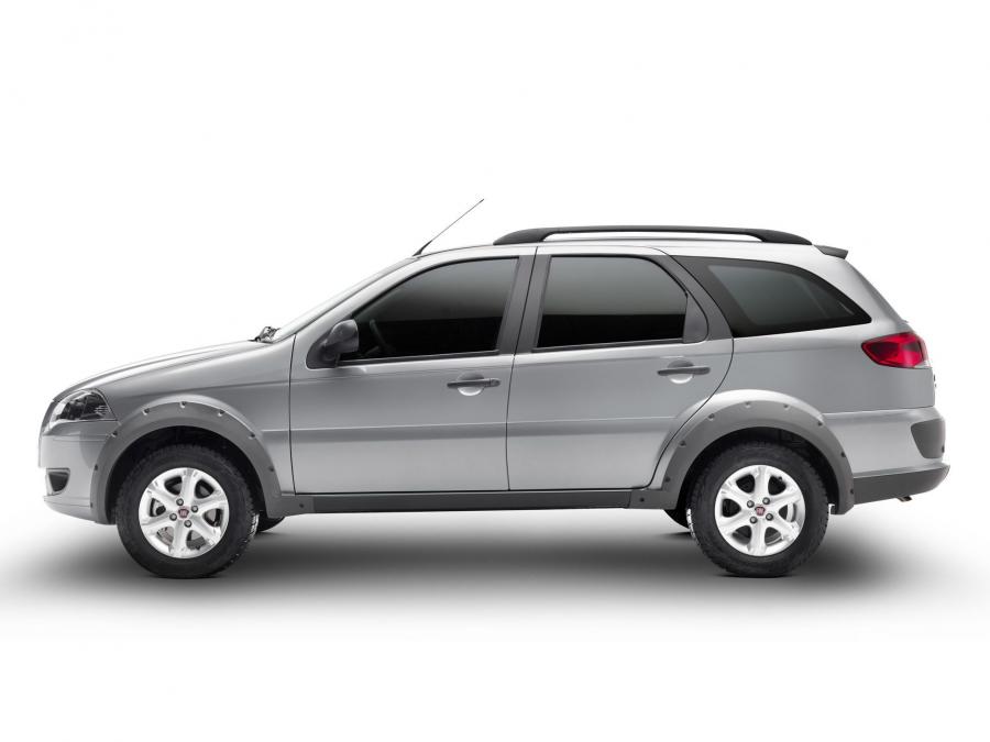  Fiat Palio Weekend Trekking 2012 года  (фото 23 из 24)